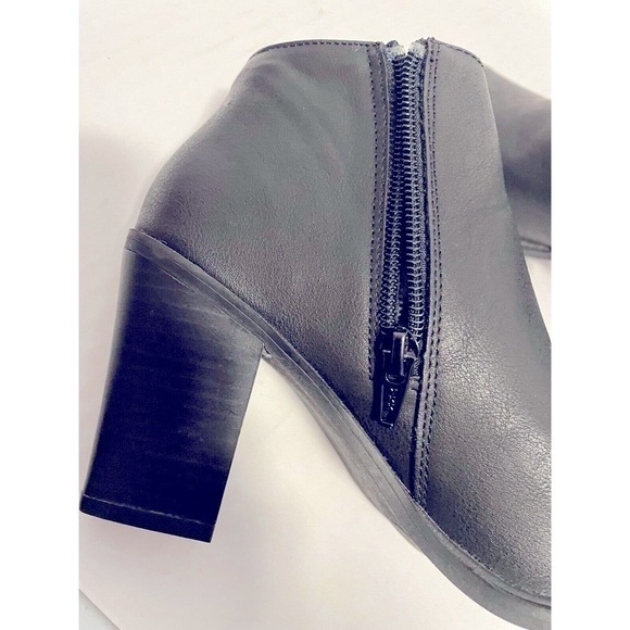 KOHLS BLACK WOMENS SIZE 6 SHOE BOOTIES - Picture 9 of 9